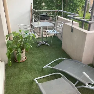 Apparement Chaleureux Avec Balcon Marseille